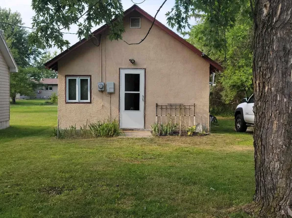 713 21st St NW, Bemidji, MN 56601