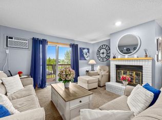 924 28th Ave SW #303, Minot, ND 58701