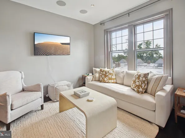 3020 Dent Pl NW APT 36W, Washington, DC 20007