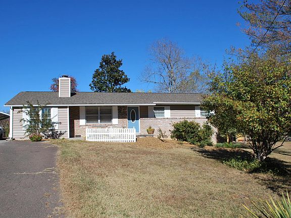 2nd image of 1705 Lavendale Cir
