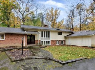 2830 Lander Rd, Pepper Pike, OH 44124