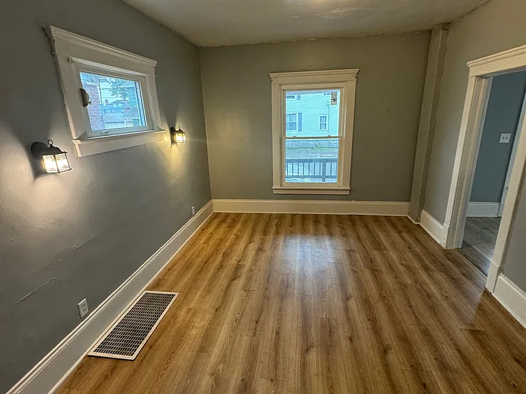 821 19th St NW — Photo 3