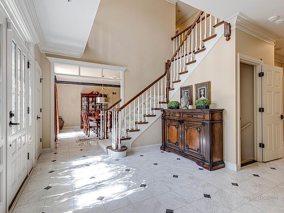 5th image of 5839 Teal Ln