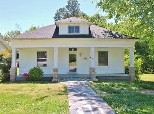 1409 Hodges St, South Boston, VA 24592
