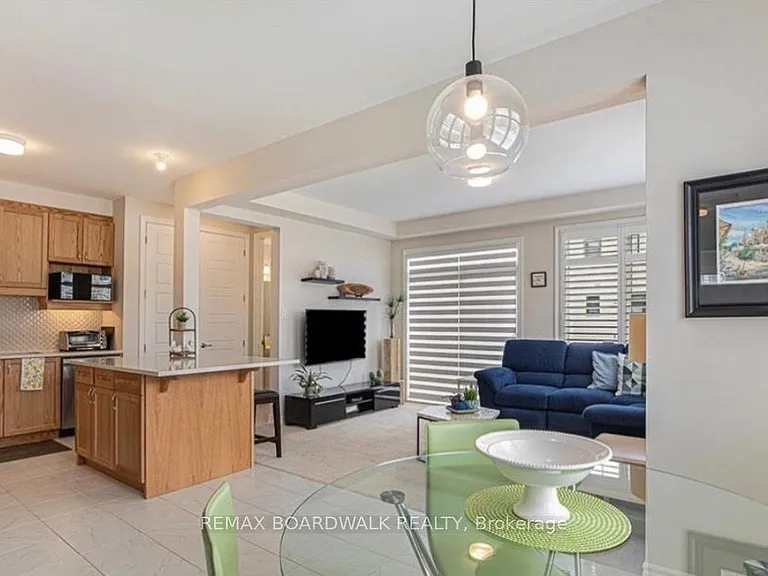 741 Derreen Ave — Photo 9