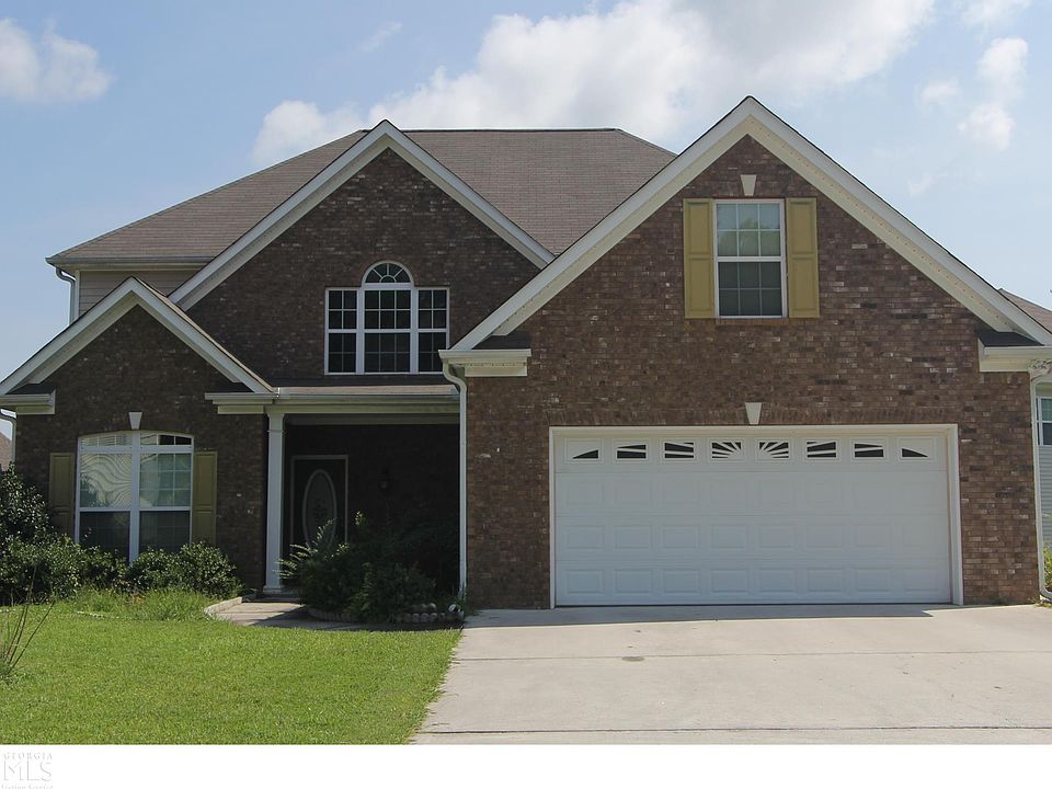 1st image of 535 Millbrook Village Dr