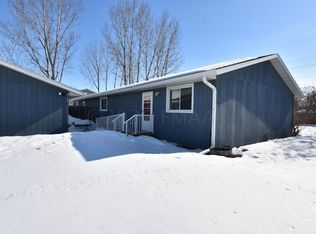 2115 32nd Ave S, Fargo, ND 58103
