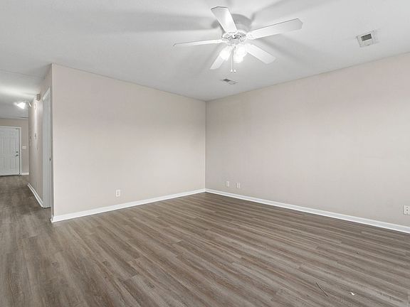 2nd image of 276 Executive Ave #Avenue;