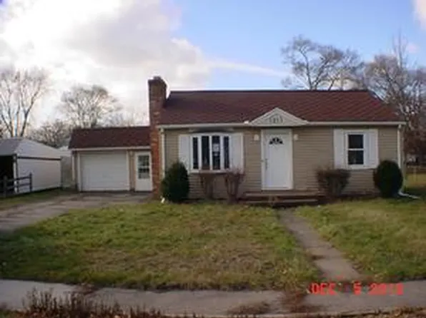 1211 N Erie St, Bay City, MI 48706