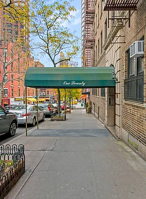 Sold by Stuart Shapiro, LREB | media 9