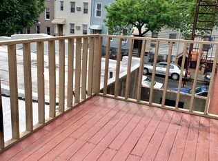 212 Devoe St #2, Brooklyn, NY 11211