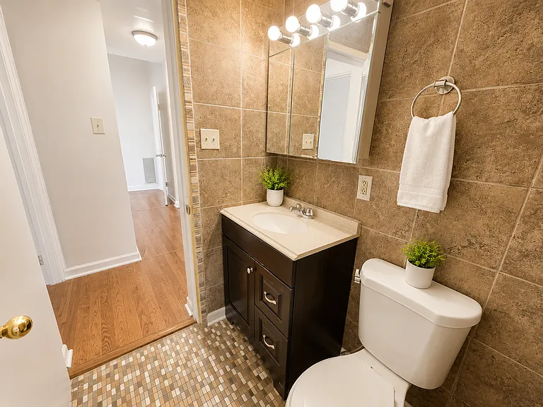 735 N Highland Ave #3 — Photo 30