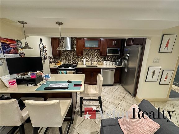 2nd image of 2551 12th St #1