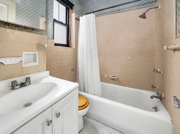 65 East 96th Street image 9 of 10