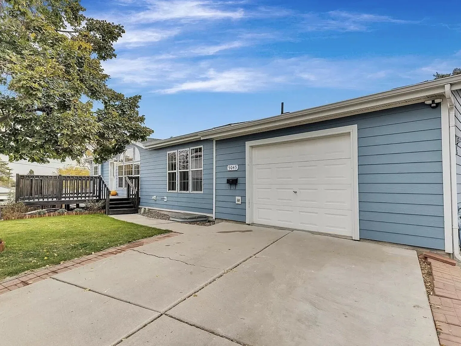 5045 W Custer Pl — Photo 2