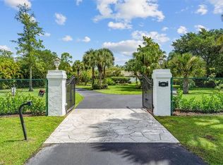 6941 Sable Ridge Ln, Naples, FL 34109