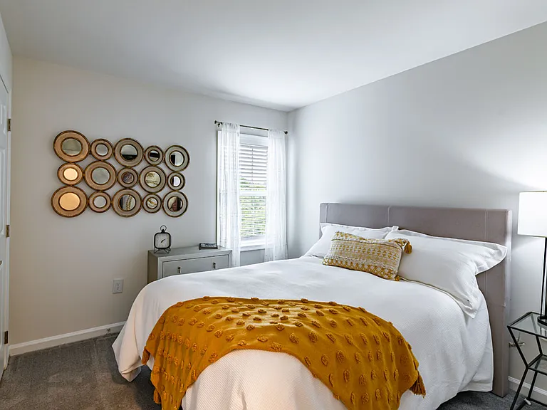 Nob Hill Apartment Homes — Photo 10
