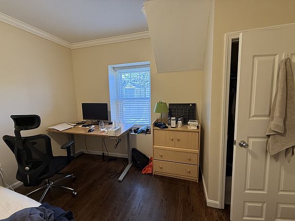 2nd image of 712 Shawmut Ave APT 2R