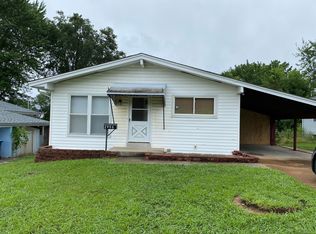 2906 Krem Ave, Saint Louis, MO