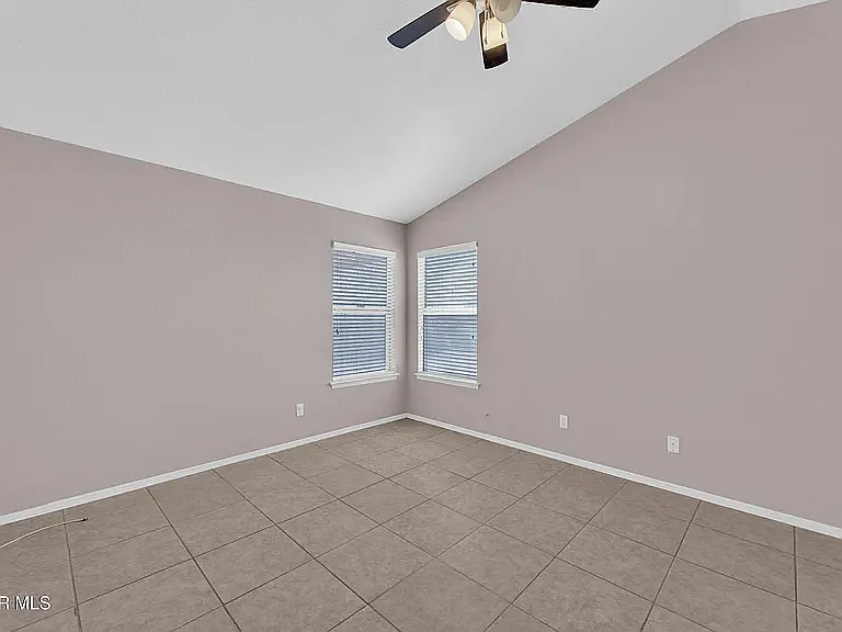 11868 Oak Crossing Dr — Photo 30