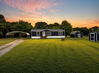 113 Lazy Meadow Ct, Springtown, TX 76082