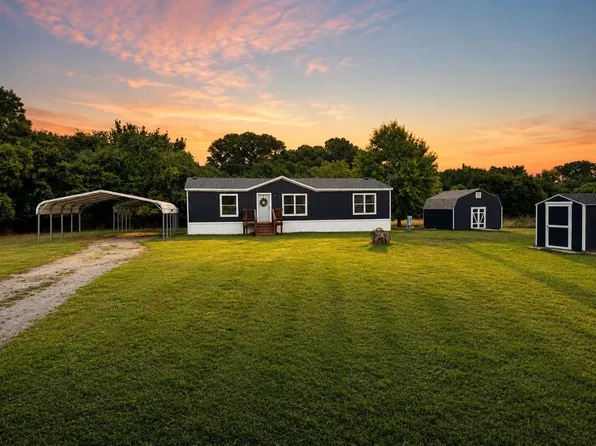 113 Lazy Meadow Ct, Springtown, TX 76082