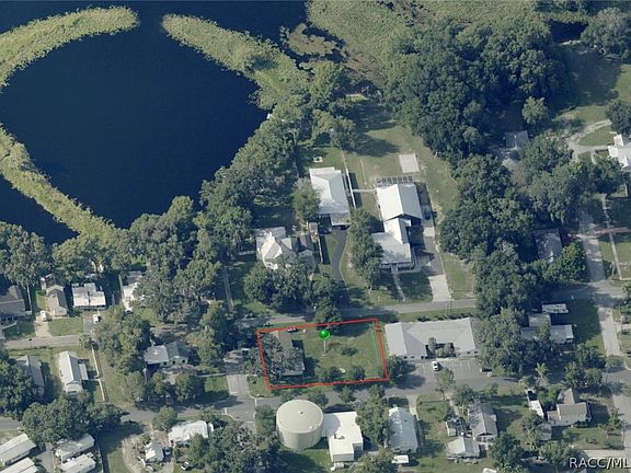 3rd image of 310 N Citrus Ave