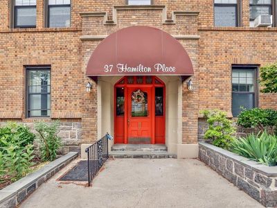 37 Hamilton Place #4B, Tarrytown, NY, 10591