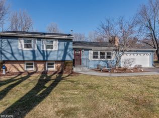 247 Arbor Dr, Chesterton, IN 46304