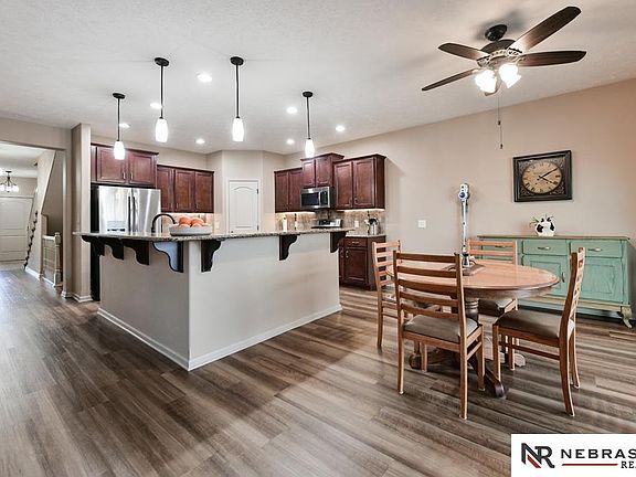 4th image of 20458 Meredith Cir