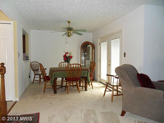 3rd image of 631 Gairloch Pl