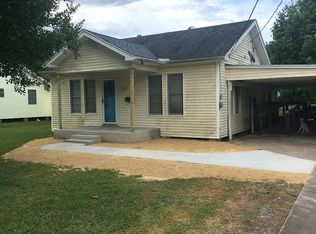 6158 Terrell St, Groves, TX 77619