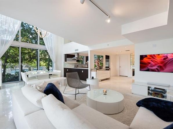 7928 East Dr APT 106