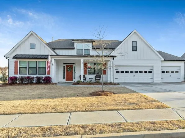75 Duck Dr, Senoia, GA 30276
