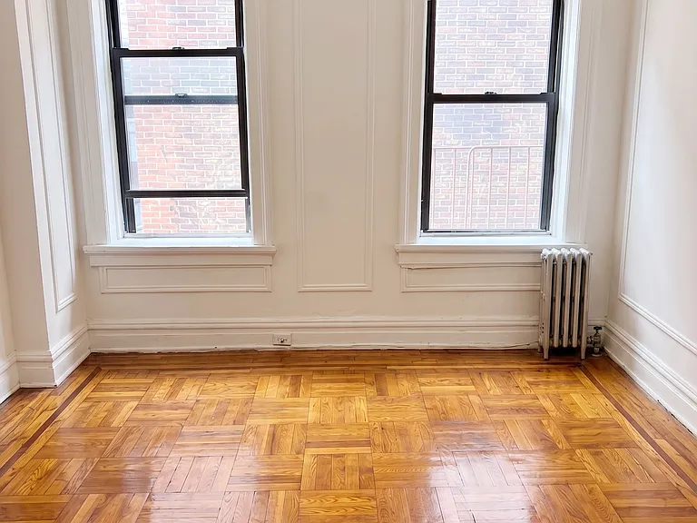 624 W 176th St #39 — Photo 2