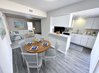 Latitude, Corpus Christi, TX 78413