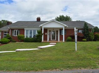 20 Hindman Ave, Burgettstown, PA