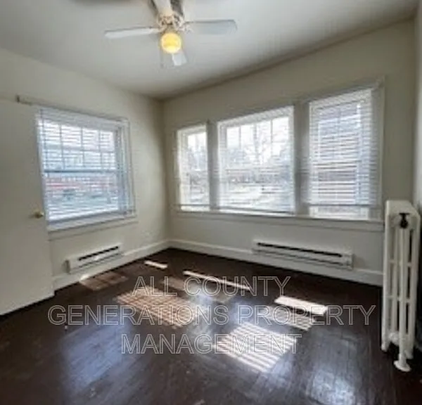 2932 S Moreland Blvd #2 — Photo 5