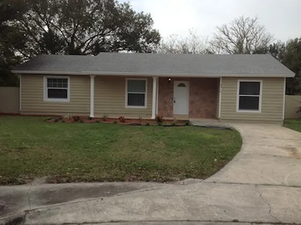 2310 W Lisa Ct, Sanford, FL 32771