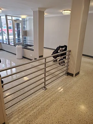 Rented by Tapiro Realty | media 31