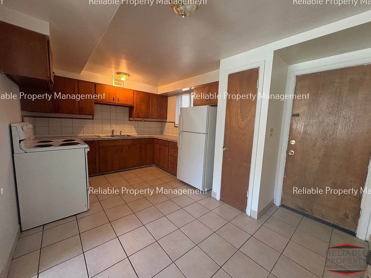 2 bed, $750 — Photo 3