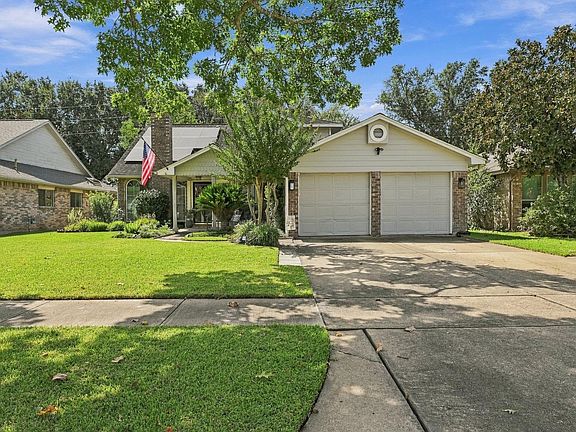 2nd image of 3319 Timber View Dr