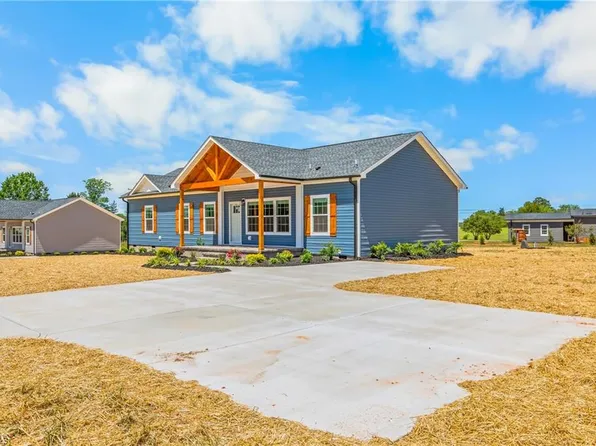 4727 State Highway 67, Boonville, NC 27011