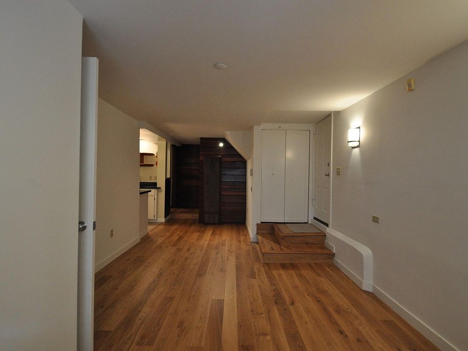 1st image of 2751 Laguna St APT 3