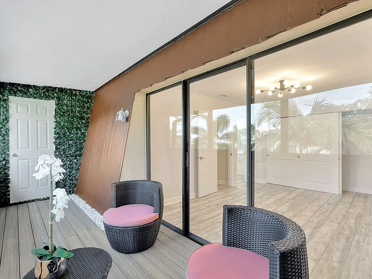 3530 E Gardens East Dr #B — Photo 34