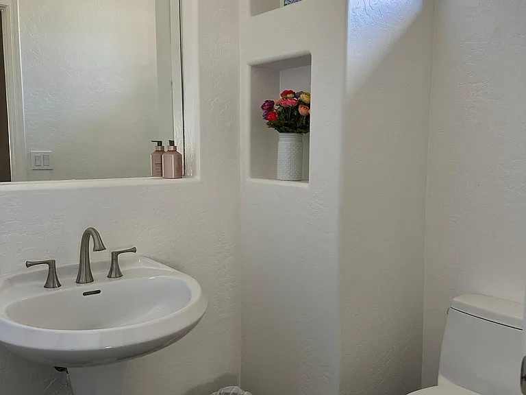 16600 N Thompson Peak Pkwy #1009 — Photo 9