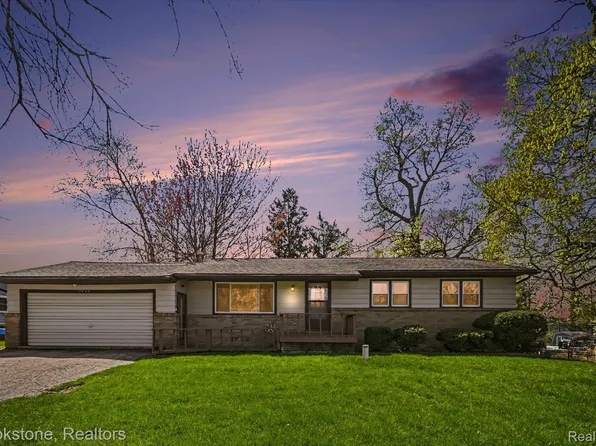 7829 W Saint Joe Hwy, Lansing, MI 48917