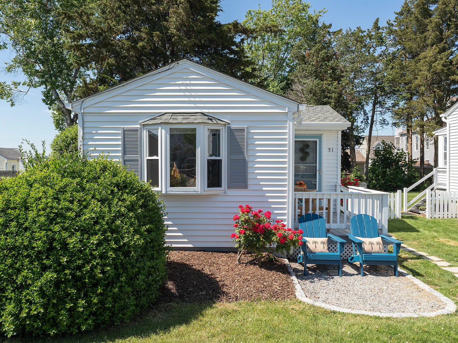 Studio, 300 sqft, $1,750 — Photo 3