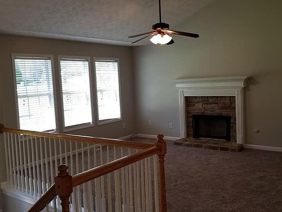 4th image of 60 Gold Creek Dr
