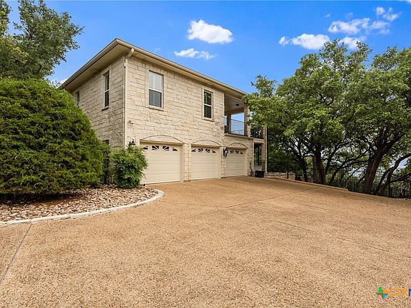 5th image of 3990 Lago Vista Dr